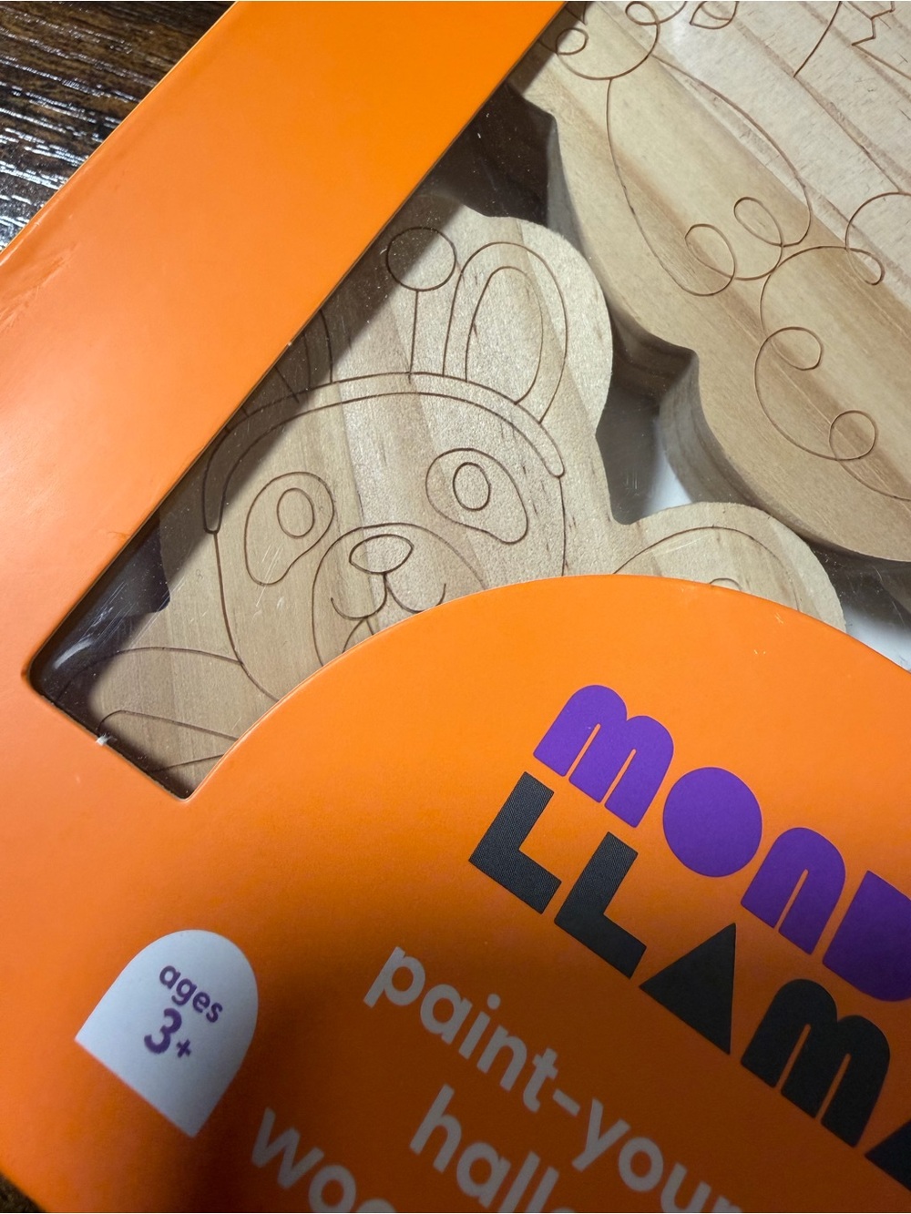 Mondo Llama Paint-Your-Own Halloween Wood Puppies Kit. NEW - Picture 3 of 5